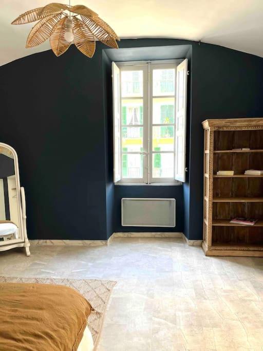83m2 De Charme Au Coeur De La Cite Imperiale