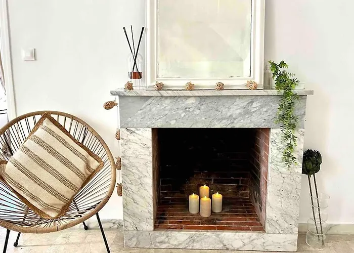 83M2 De Charme Au Coeur De La Cite Imperiale