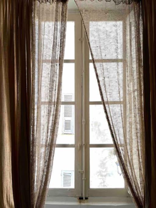 Appartement 83m2 De Charme Au Coeur De La Cite Imperiale Ajaccio (Corsica)