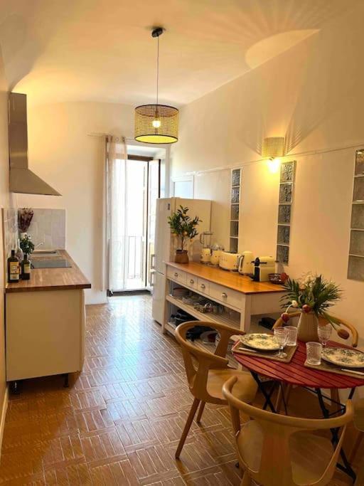 Appartement 83m2 De Charme Au Coeur De La Cite Imperiale Ajaccio (Corsica)